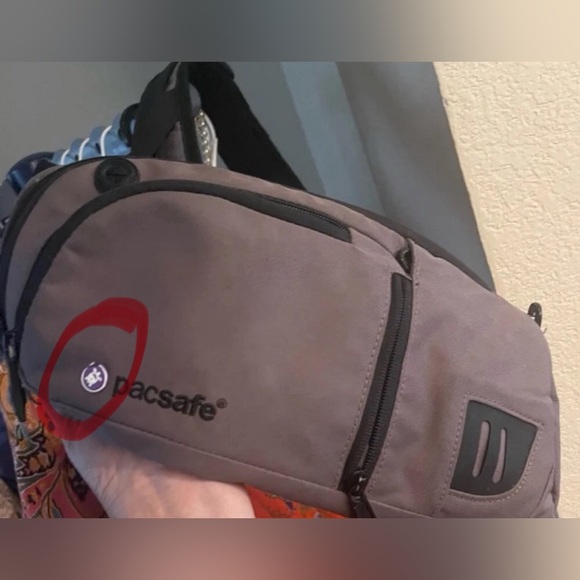 PACSAFE Crossbody Antitheft Travel bag - Picture 10 of 10